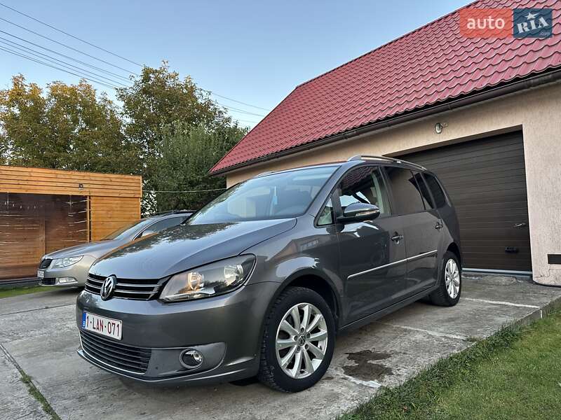 Volkswagen Touran 2012