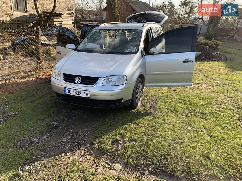 Минивэн Volkswagen Touran 2006 в Рава-Русской