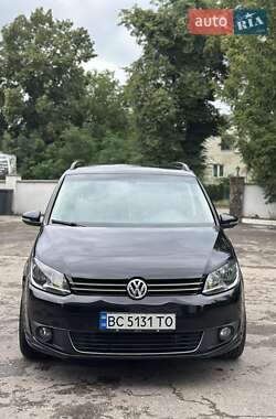 Минивэн Volkswagen Touran 2015 в Самборе