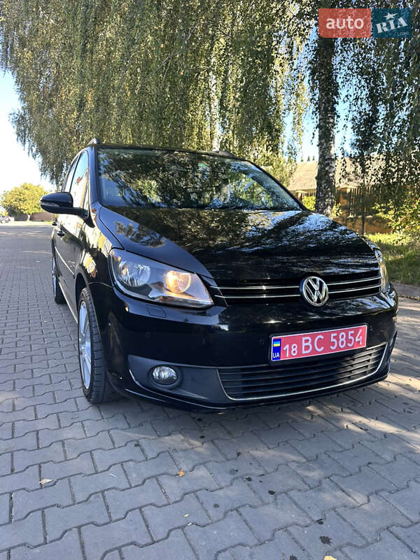 Volkswagen Touran 2014