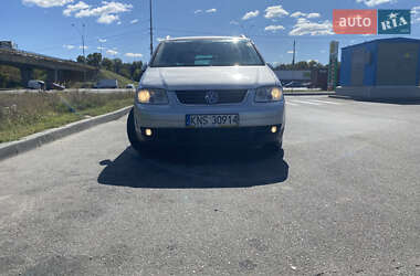 Мінівен Volkswagen Touran 2004 в Києві