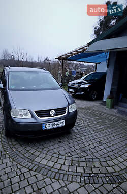 Мінівен Volkswagen Touran 2004 в Львові