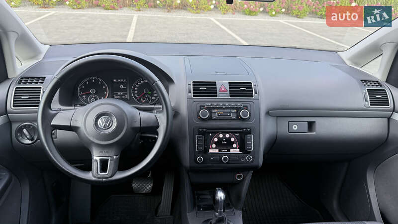 Минивэн Volkswagen Touran 2011 в Луцке фото 13 Минивэн Volkswagen Touran 2011 в Луцке