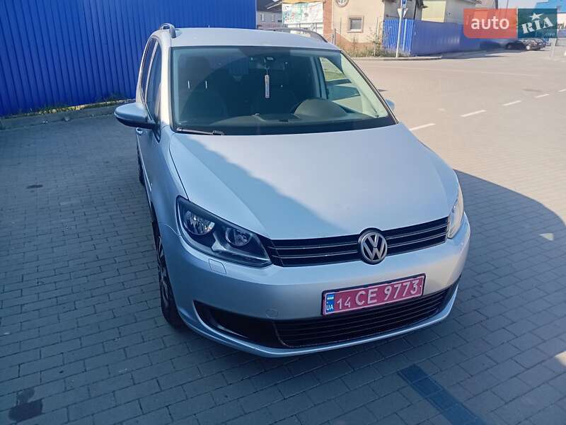 Volkswagen Touran 2011