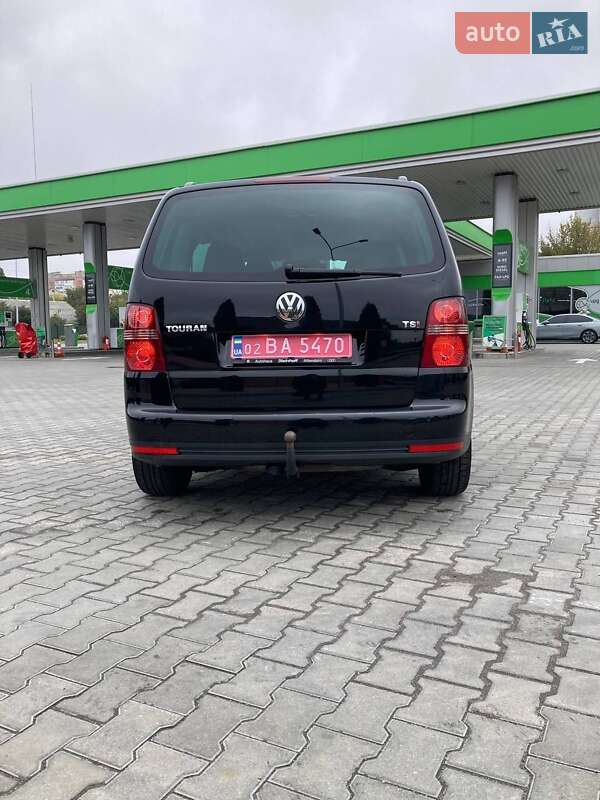 Минивэн Volkswagen Touran 2007 в Виннице