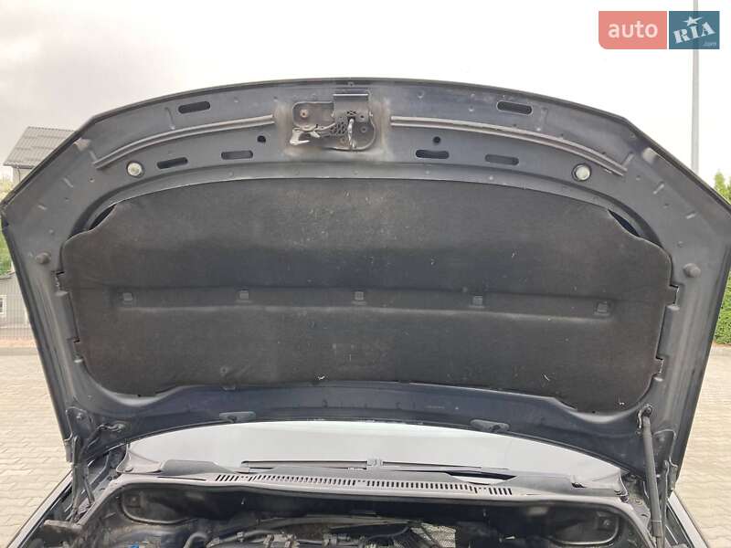 Минивэн Volkswagen Touran 2007 в Виннице