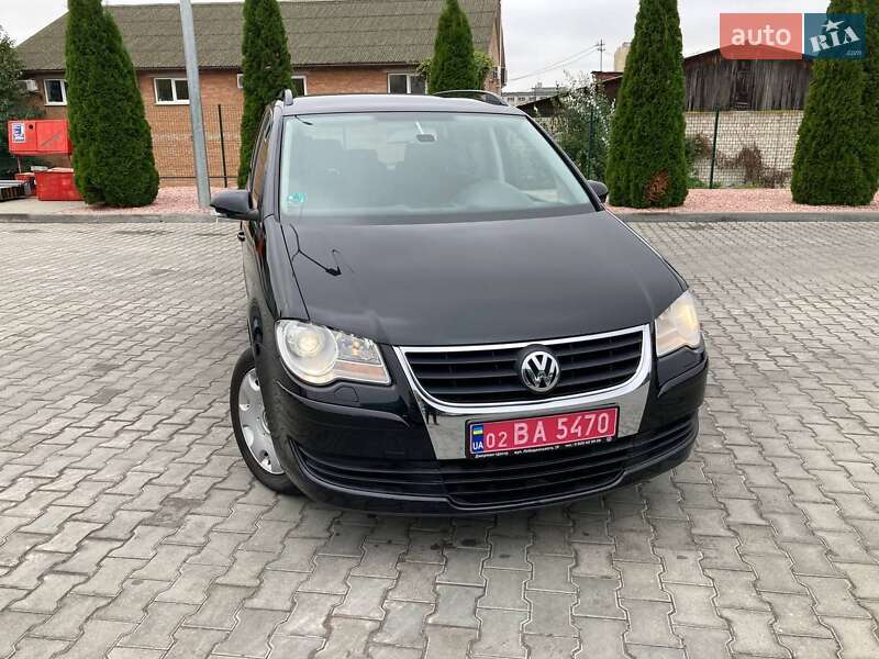 Минивэн Volkswagen Touran 2007 в Виннице
