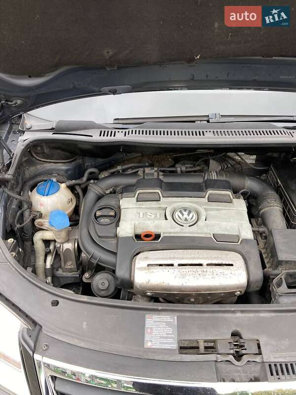 Минивэн Volkswagen Touran 2007 в Виннице