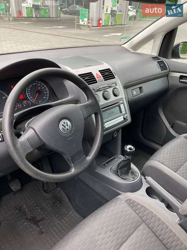 Минивэн Volkswagen Touran 2007 в Виннице