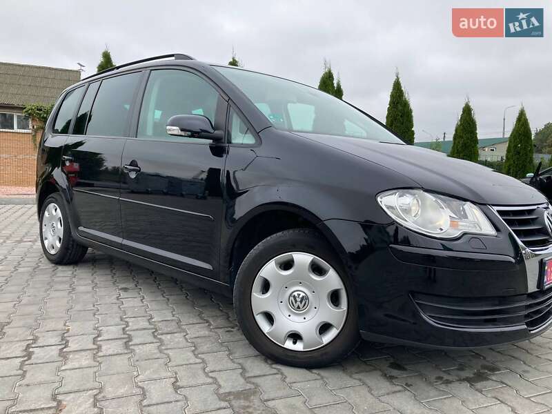 Минивэн Volkswagen Touran 2007 в Виннице