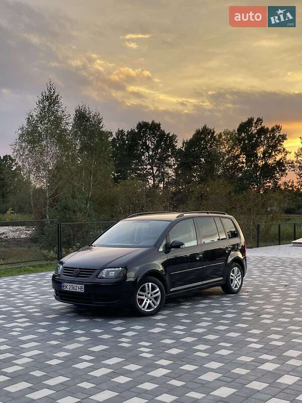 Volkswagen Touran 2005 Volkswagen Touran 2005