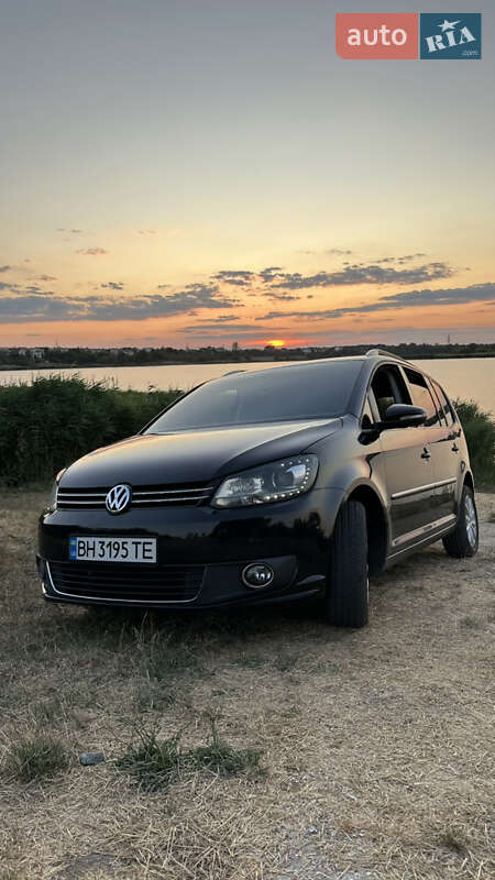 Volkswagen Touran 2011 Volkswagen Touran 2011