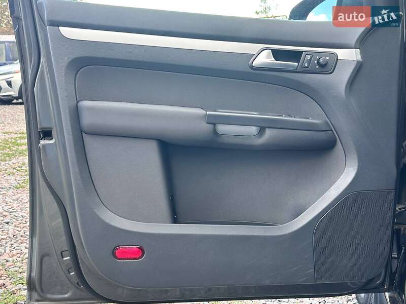 Минивэн Volkswagen Touran 2015 в Одессе фото 11 Минивэн Volkswagen Touran 2015 в Одессе