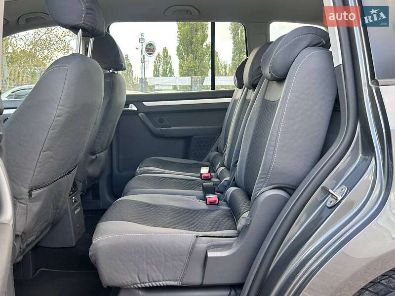 Минивэн Volkswagen Touran 2015 в Одессе фото 25 Минивэн Volkswagen Touran 2015 в Одессе