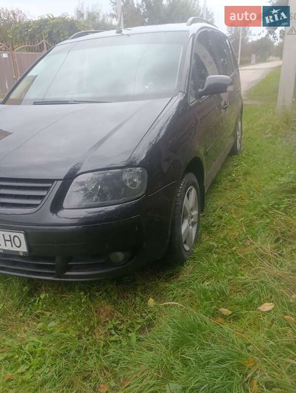 Volkswagen Touran 2004 Volkswagen Touran 2004