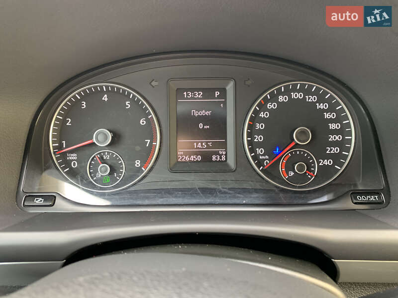 Минивэн Volkswagen Touran 2011 в Ровно фото 28 Минивэн Volkswagen Touran 2011 в Ровно