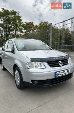 Мінівен Volkswagen Touran 2004 в Запоріжжі