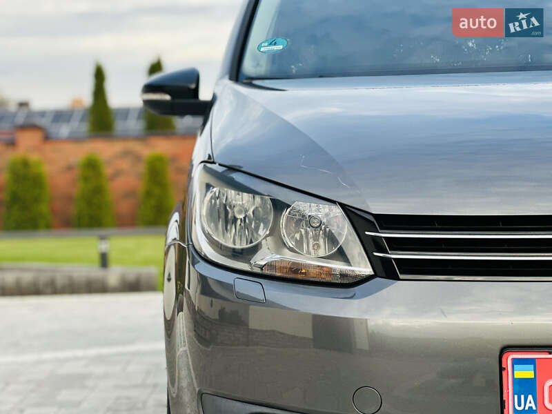 Мінівен Volkswagen Touran 2012 в Луцьку фото 21 Мінівен Volkswagen Touran 2012 в Луцьку