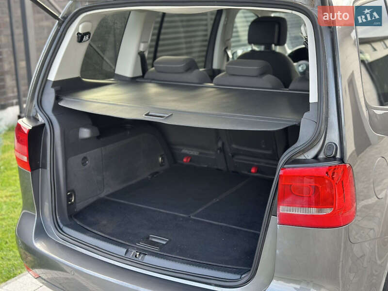 Мінівен Volkswagen Touran 2012 в Луцьку фото 29 Мінівен Volkswagen Touran 2012 в Луцьку