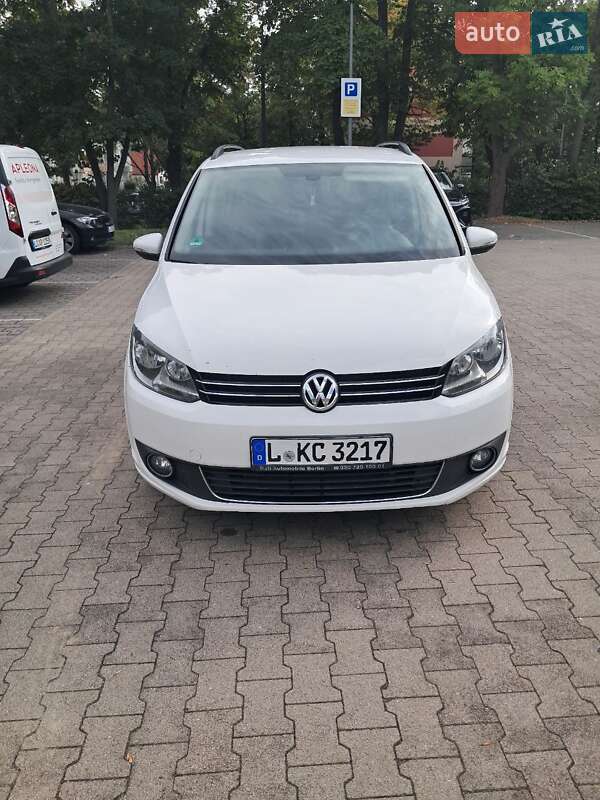 Мінівен Volkswagen Touran 2012 в Чернівцях фото 2 Мінівен Volkswagen Touran 2012 в Чернівцях