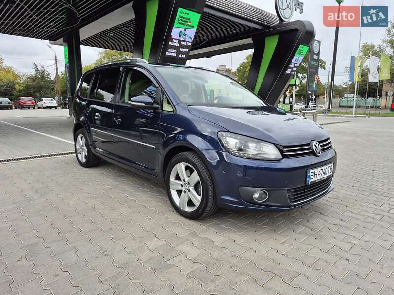 Мінівен Volkswagen Touran 2014 в Одесі