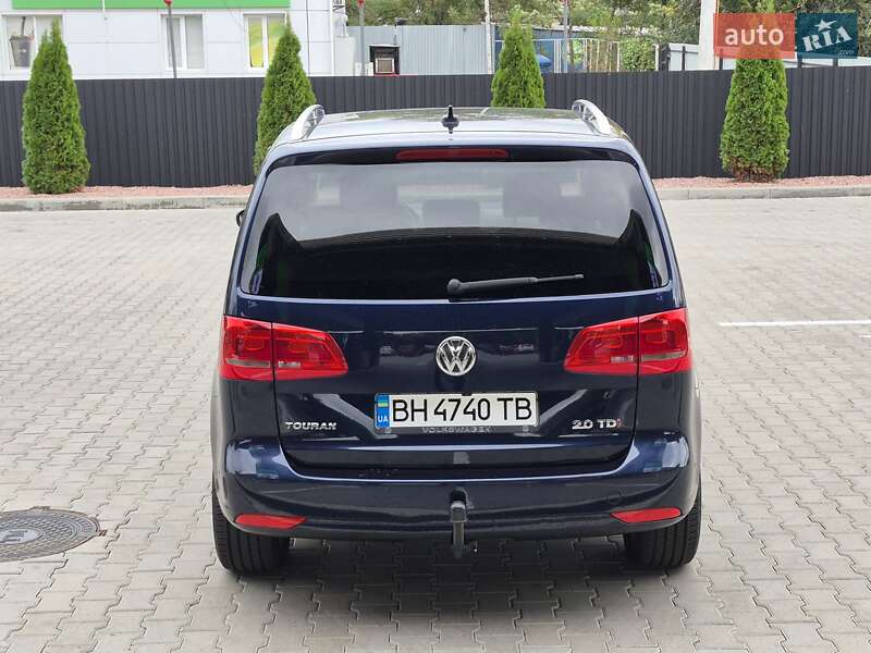 Мінівен Volkswagen Touran 2014 в Одесі