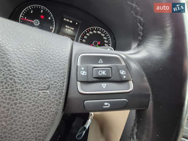 Мінівен Volkswagen Touran 2014 в Одесі