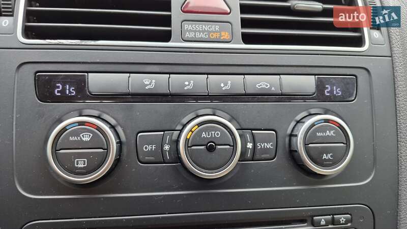 Мінівен Volkswagen Touran 2014 в Одесі