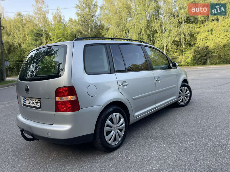 Минивэн Volkswagen Touran 2004 в Трускавце фото 8 Минивэн Volkswagen Touran 2004 в Трускавце