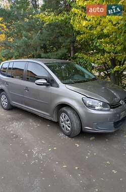 Минивэн Volkswagen Touran 2011 в Ровно