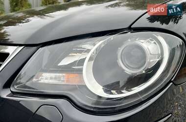 Минивэн Volkswagen Touran 2009 в 