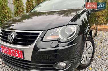 Минивэн Volkswagen Touran 2009 в 