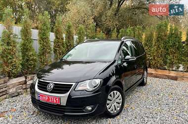 Мінівен Volkswagen Touran 2009 в Полтаві