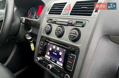 Минивэн Volkswagen Touran 2009 в 