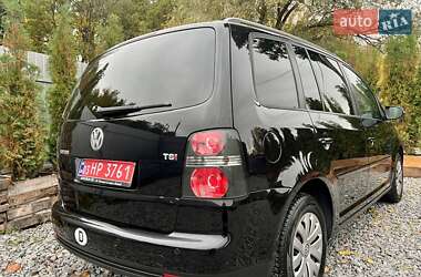 Минивэн Volkswagen Touran 2009 в 