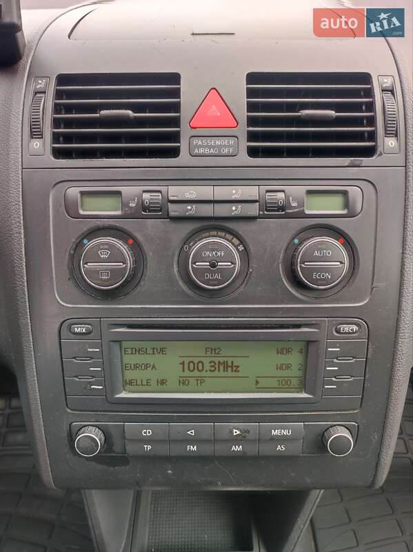 Мінівен Volkswagen Touran 2004 в Кам'янець-Подільському