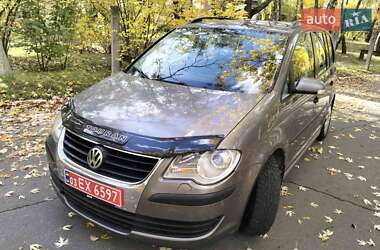 Минивэн Volkswagen Touran 2007 в Чернигове