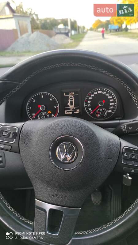 Минивэн Volkswagen Touran 2014 в Тальном