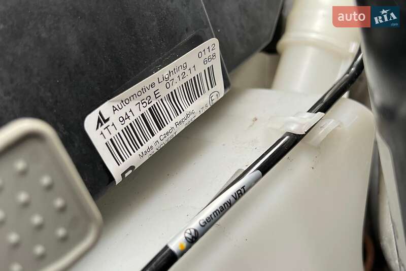 Минивэн Volkswagen Touran 2011 в Киеве