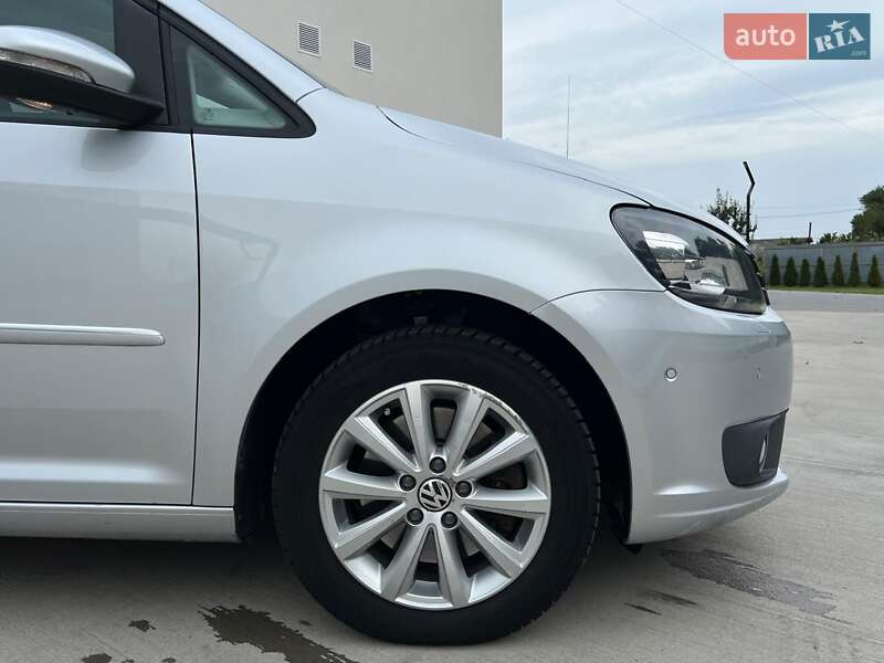 Минивэн Volkswagen Touran 2011 в Киеве