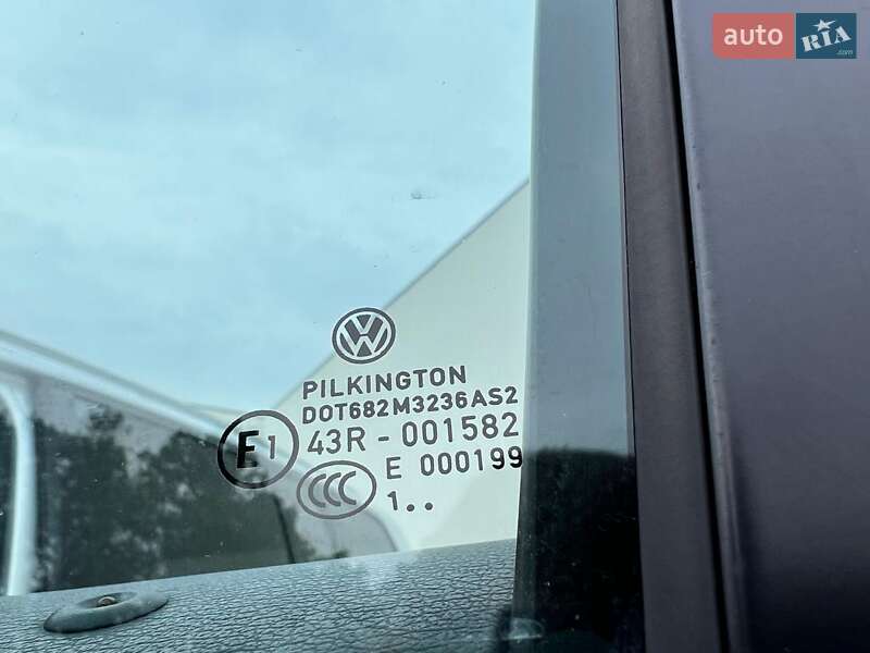 Минивэн Volkswagen Touran 2011 в Киеве