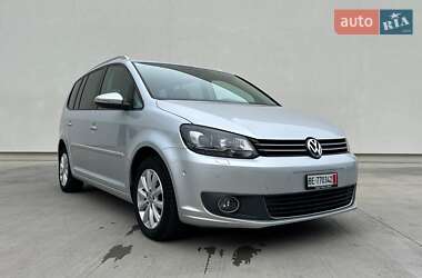 Минивэн Volkswagen Touran 2011 в Киеве