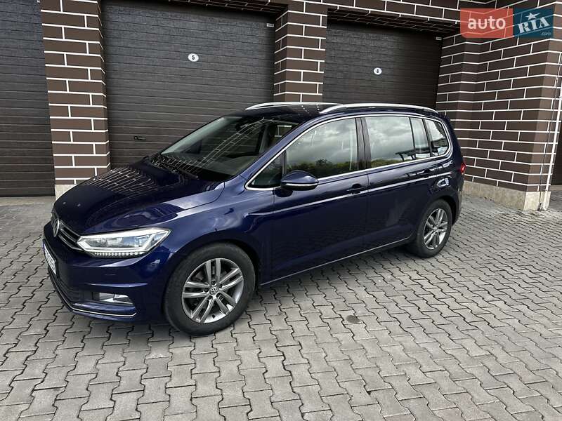 Мікровен Volkswagen Touran 2016 в Хмельницькому