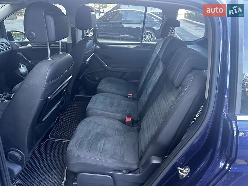 Мікровен Volkswagen Touran 2016 в Хмельницькому