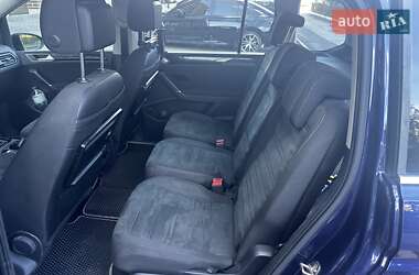 Микровэн Volkswagen Touran 2016 в 