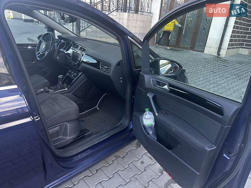 Мікровен Volkswagen Touran 2016 в Хмельницькому