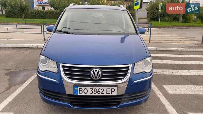 Минивэн Volkswagen Touran 2007 в Тернополе