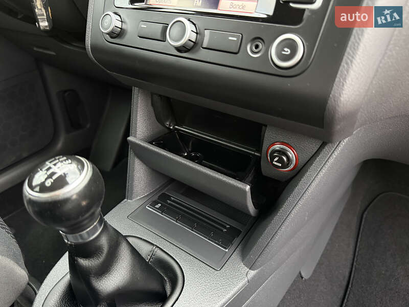 Минивэн Volkswagen Touran 2012 в Бердичеве