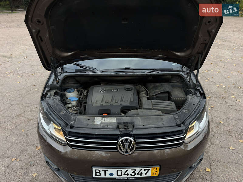 Минивэн Volkswagen Touran 2012 в Бердичеве