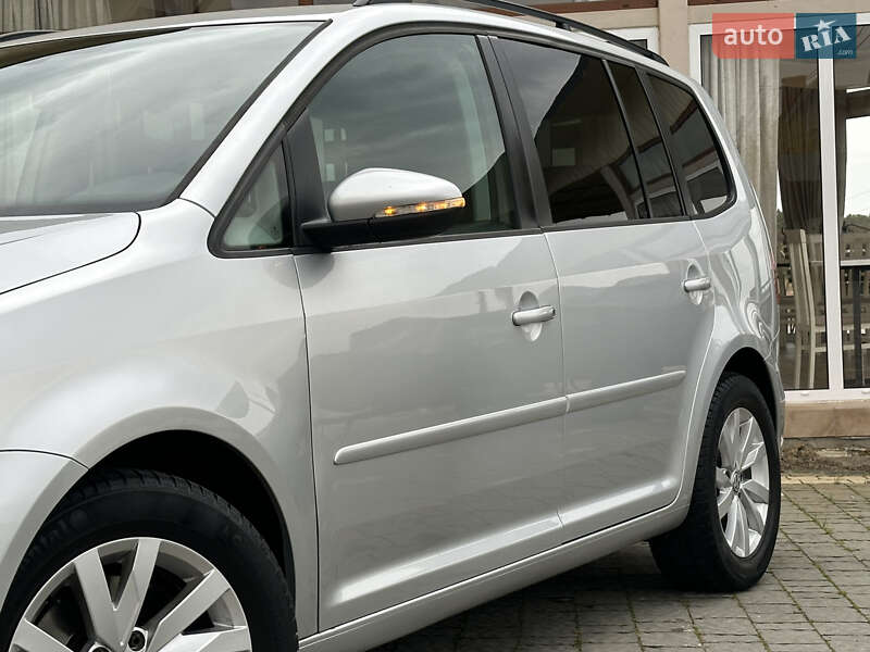 Минивэн Volkswagen Touran 2013 в Дрогобыче